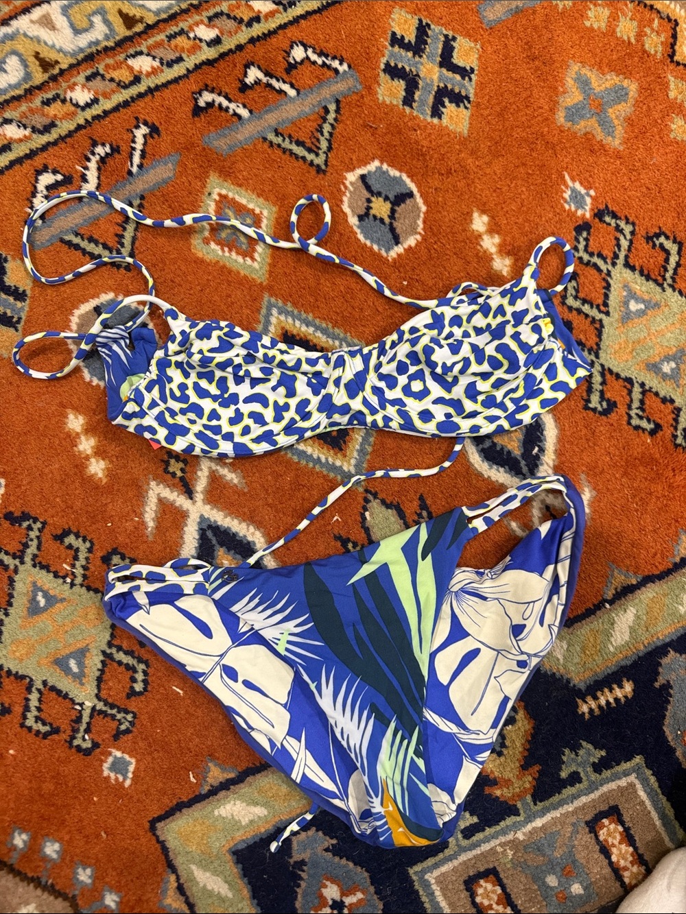 Reversible Maaji bikini Blue & White Tropical Print medium cheetah